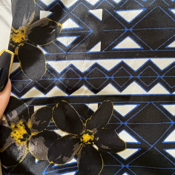 J.Crew Factory Navy Floral Silk Front Tank/Blouse - Picture 7 of 7